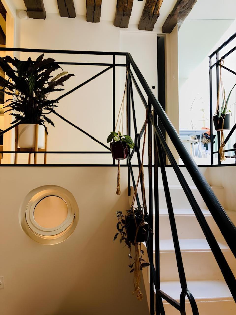 Plein Coeur De : Duplex A Bastille Appartement Parijs